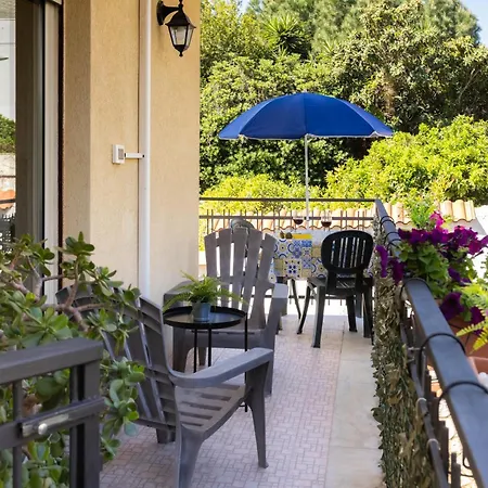House Eraclea Mondello