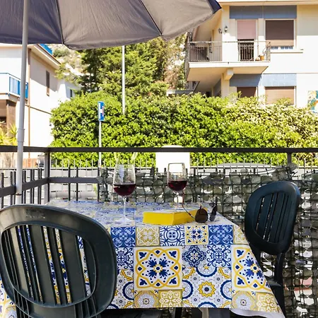 Guest house House Eraclea *