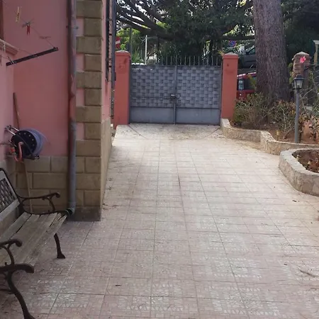 House Eraclea *