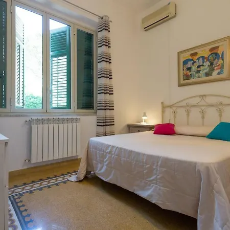 Guest house House Eraclea Mondello