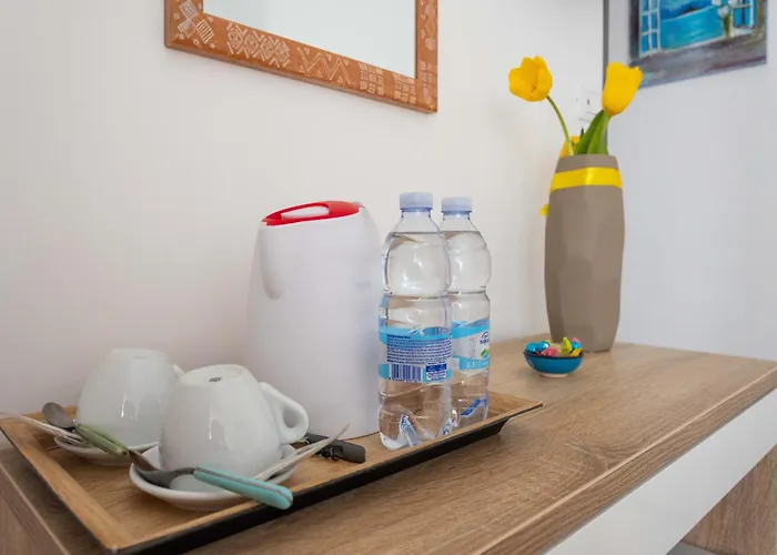 House Eraclea 招待所 3*