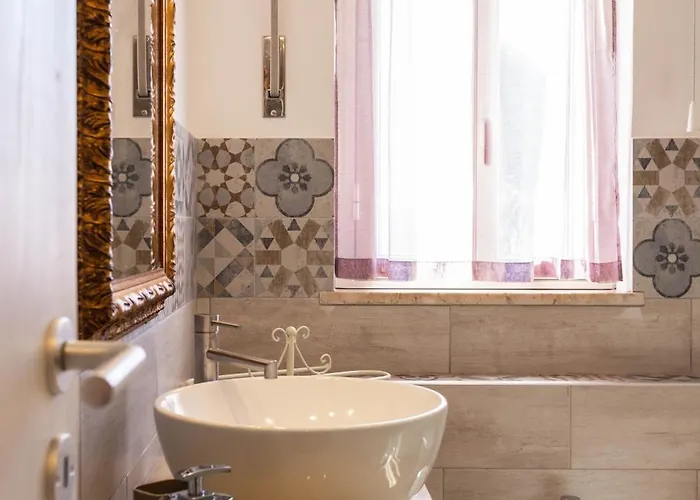 House Eraclea 蒙德罗